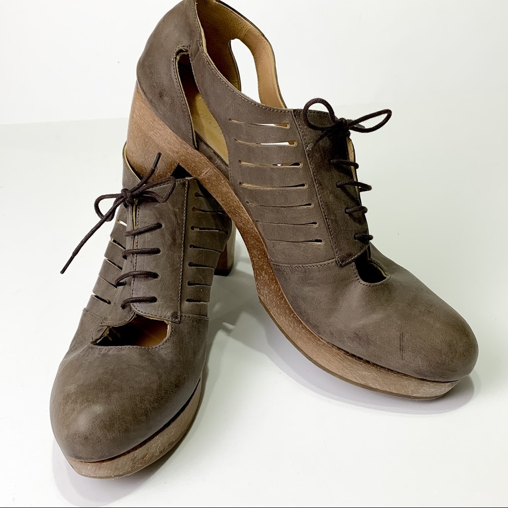COCLICO x ANTHROPOLOGIE Lace Up Clog Oxford Bootie